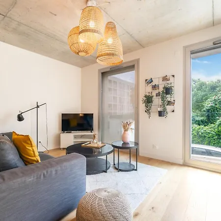 Superbes Dans Daire Bordeaux